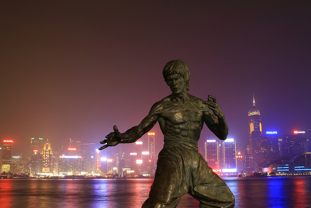 Estatua de Bruce Lee en Hong Kong