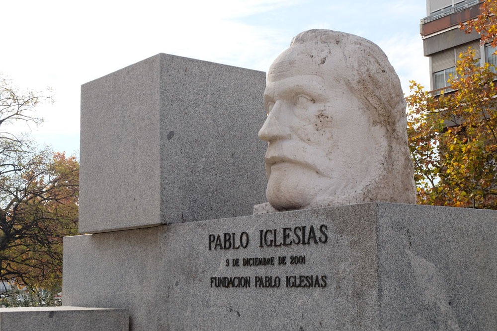 Réplica del busto de Pablo Iglesias