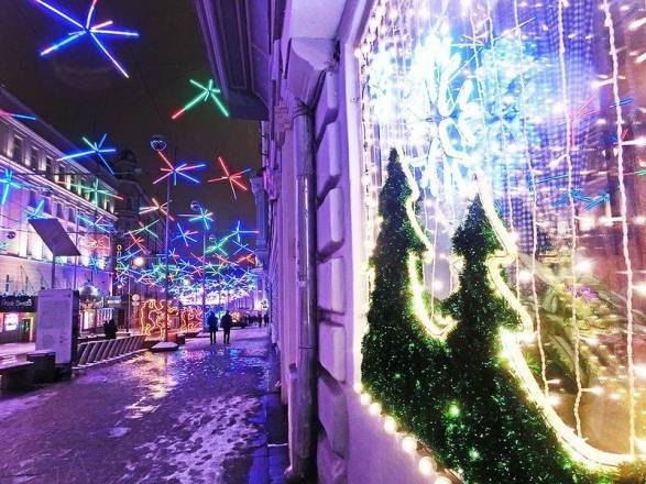 Celebración de navidad de cuento de hadas en Moscú