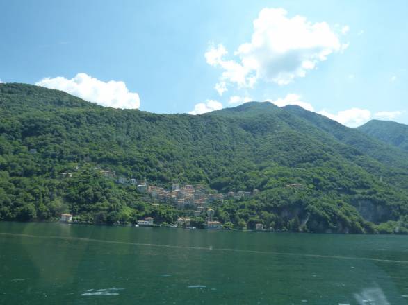 Hydrofoil boat from Tremezzo to Como - Riva