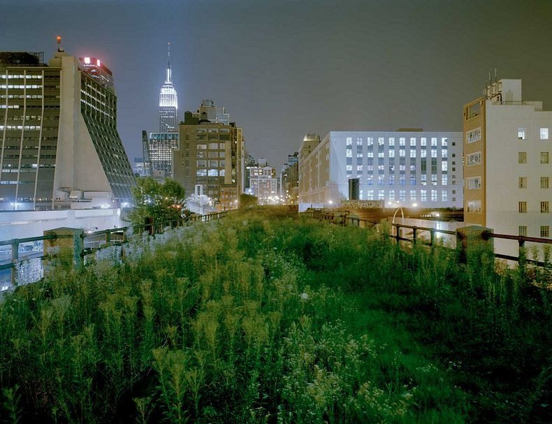 High Line: La línea de ferrocarril abandonada convertida en un parque elevado en Nueva York