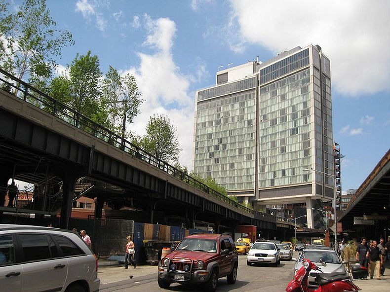 High Line: La línea de ferrocarril abandonada convertida en un parque elevado en Nueva York