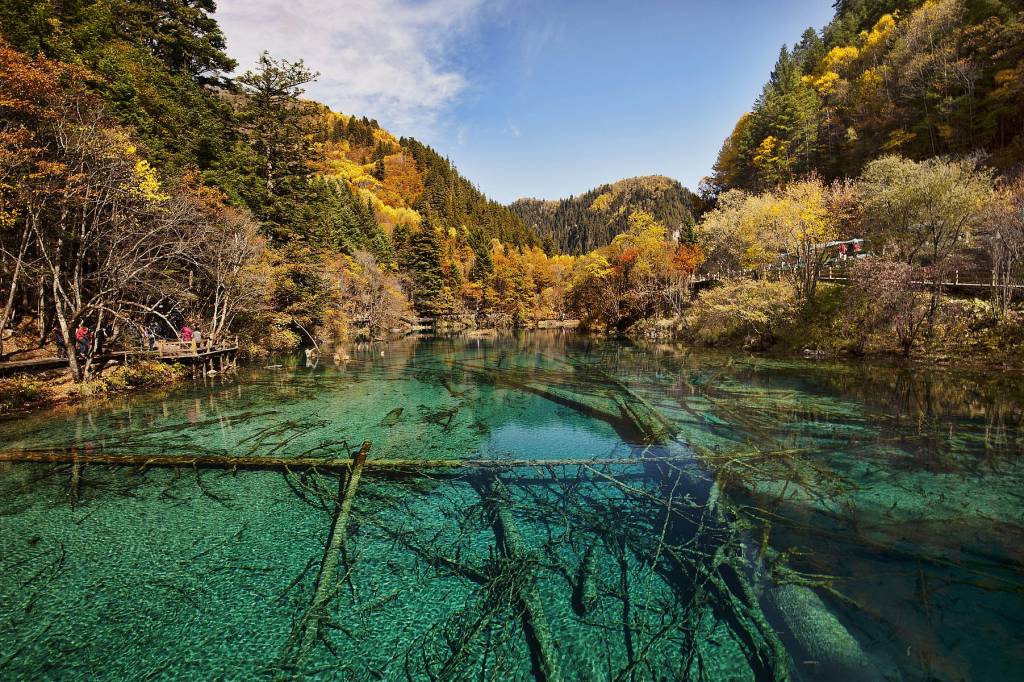 Los lagos alpinos y cascadas de Jiuzhaigou