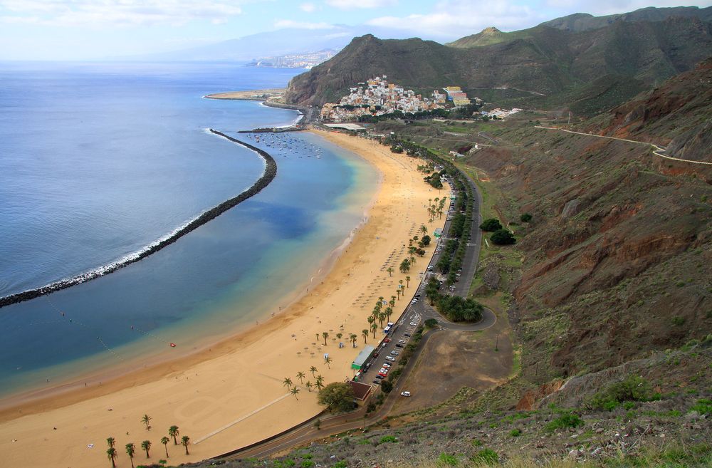 Playa de Las Teresitas: Una playa europea hecha de arena sahariana