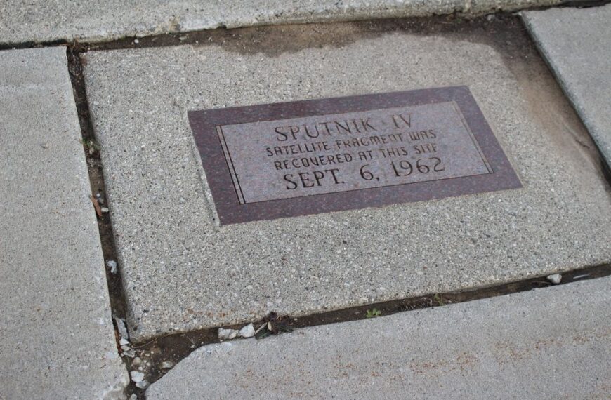 Fragmento de Sputnik en Manitowoc, Wisconsin - 01
