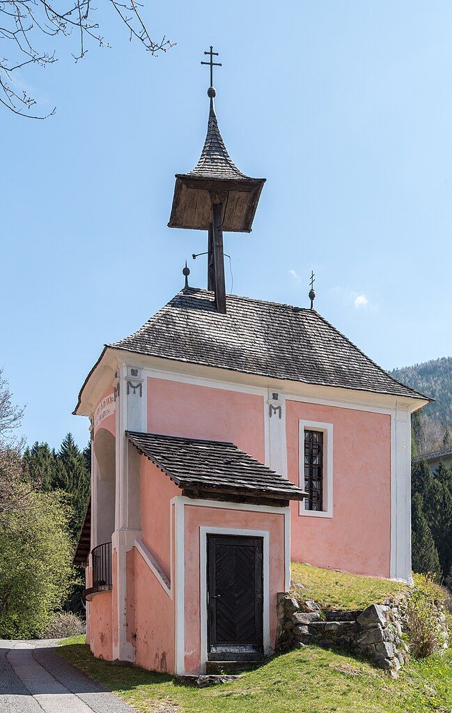 La Iglesia dividida en Gmünd, Austria 4