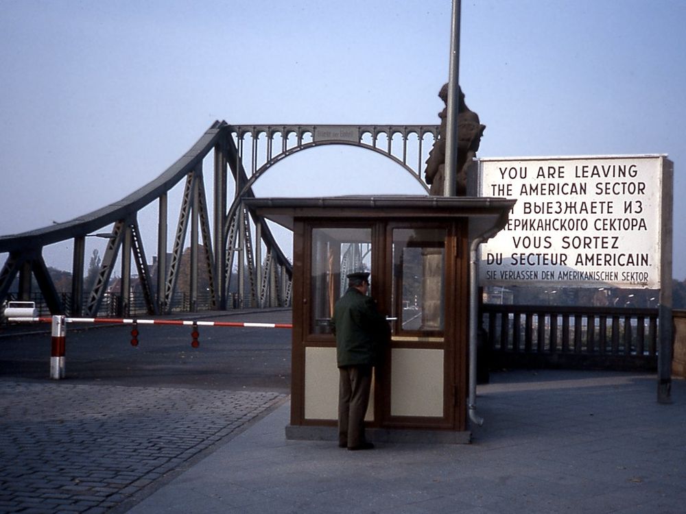Puente de Glienicke: El puente de los espías, Alemania 2